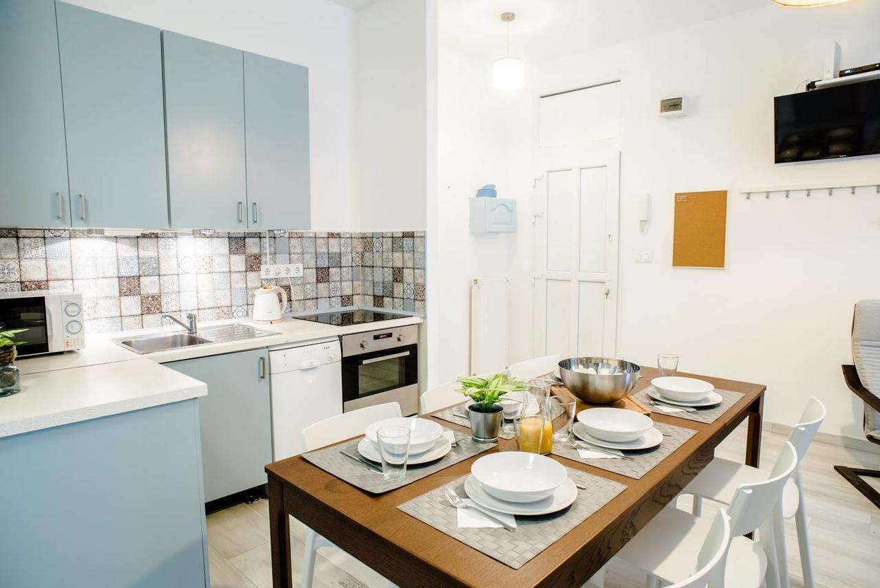 بودابست Central New Home With 3 Bedrooms, A/C And Balcony المظهر الخارجي الصورة